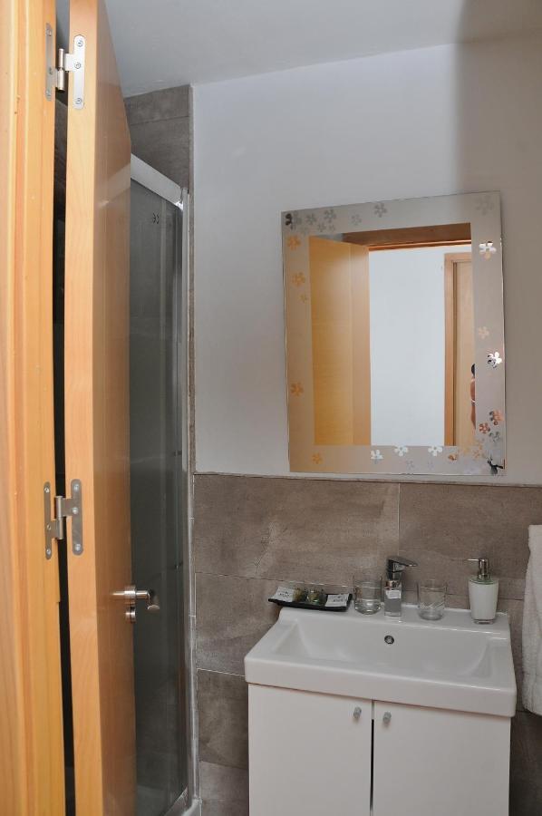 Alba1924 Bed & Breakfast Мадрид Екстериор снимка